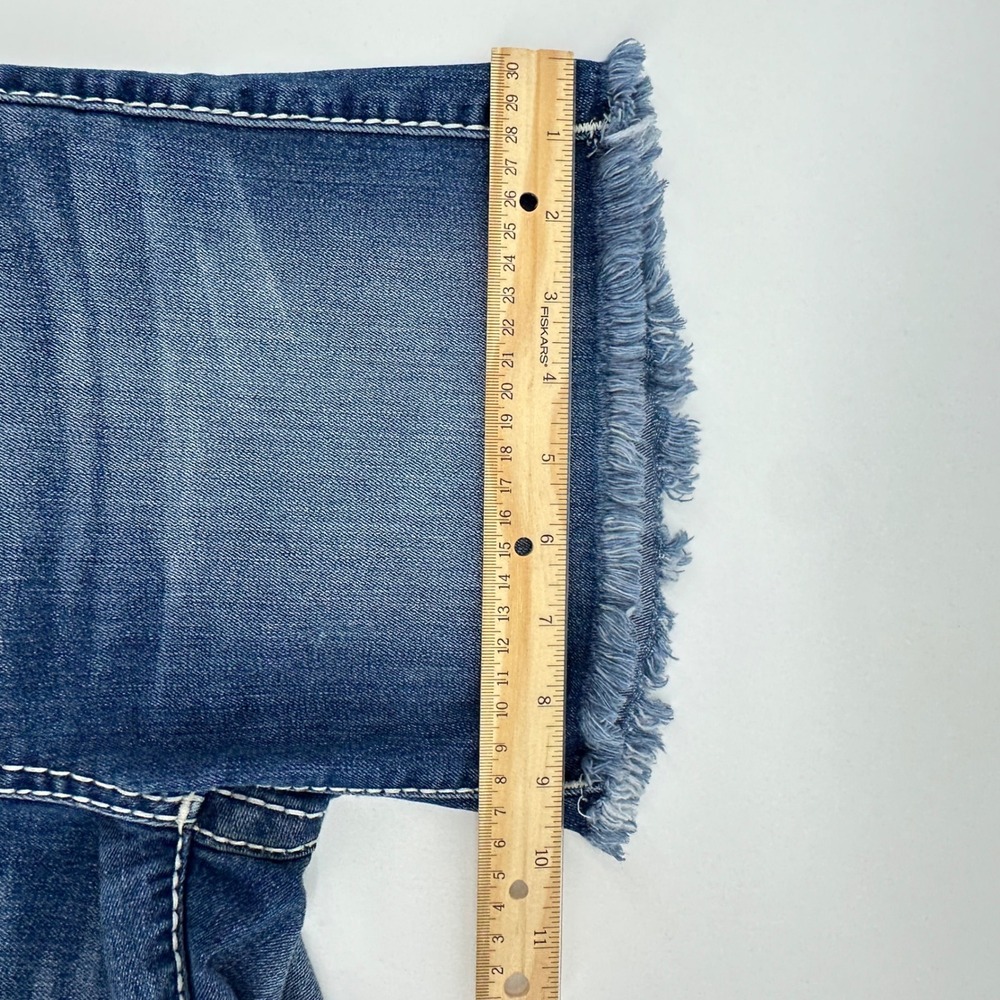 True Religion Womens Mid Cut Off‎ Denim Shorts Size 26 Frayed Hem Y2K - Picture 11 of 11
